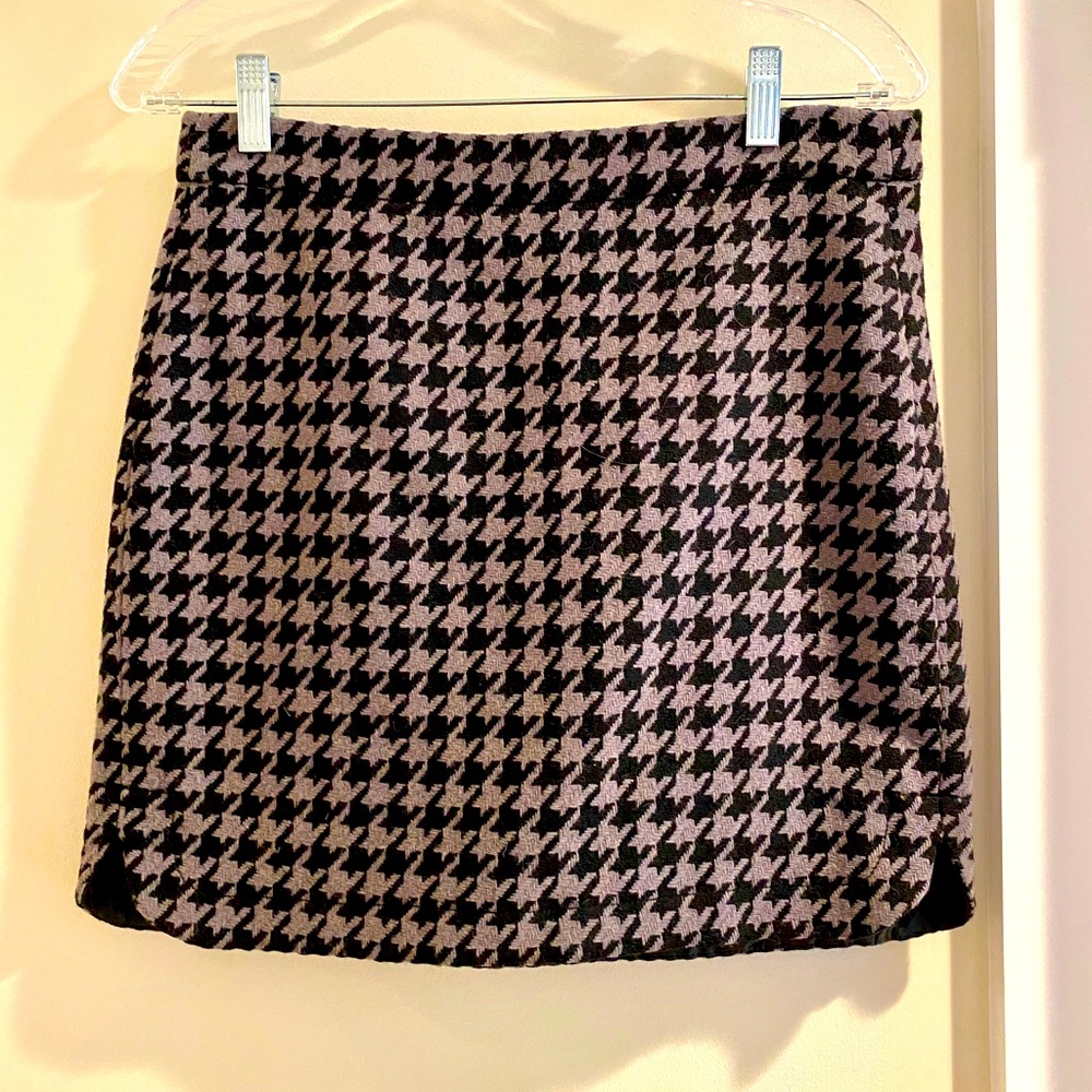 J. Crew wool houndstooth mini skirt size 2